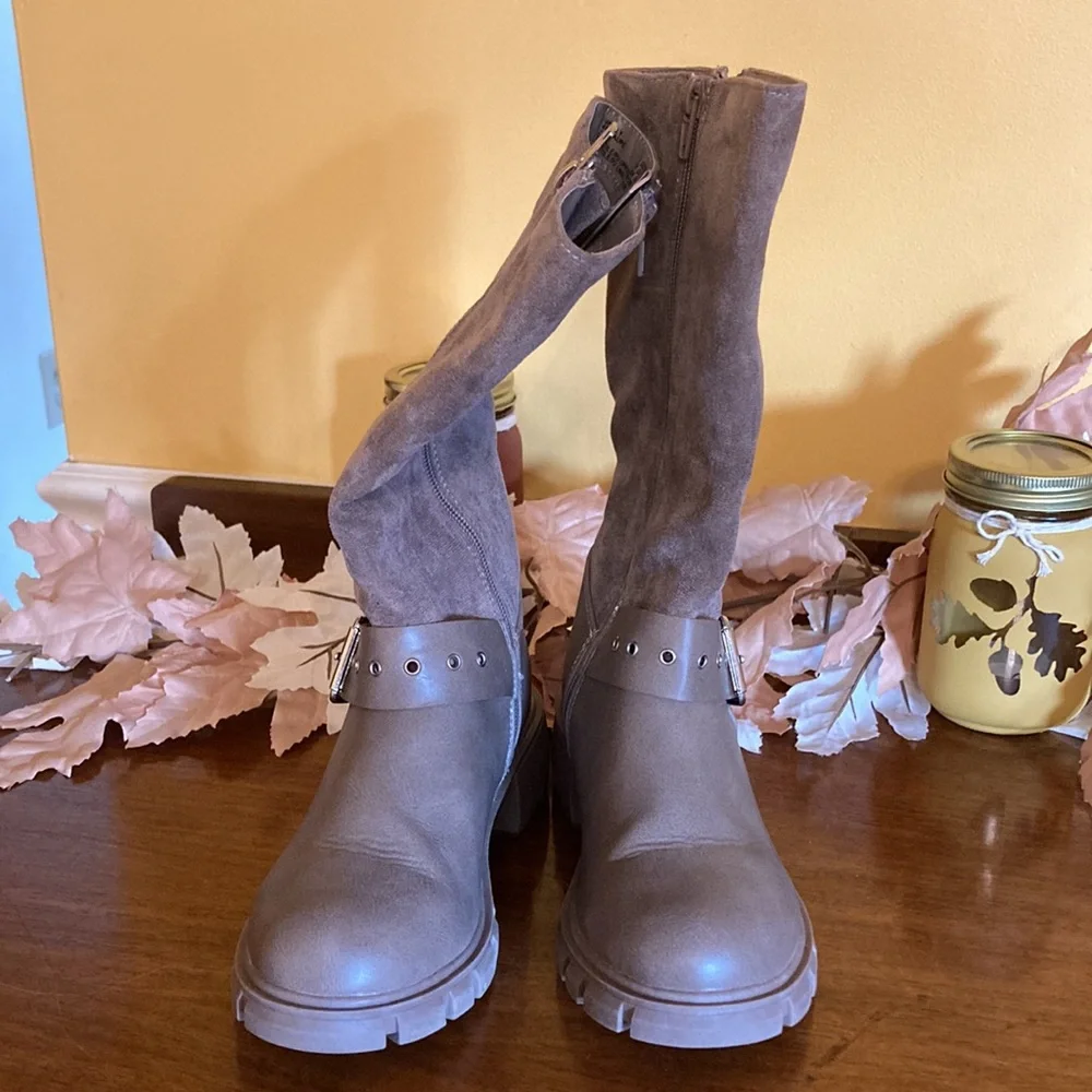 Steve Madden Taupe Suede Boots